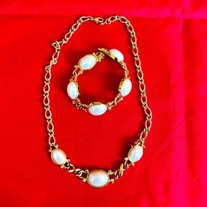 Vintage MARVELLA Faux Pearl Necklace Bracelet Set Gold Tone Large Link Chain